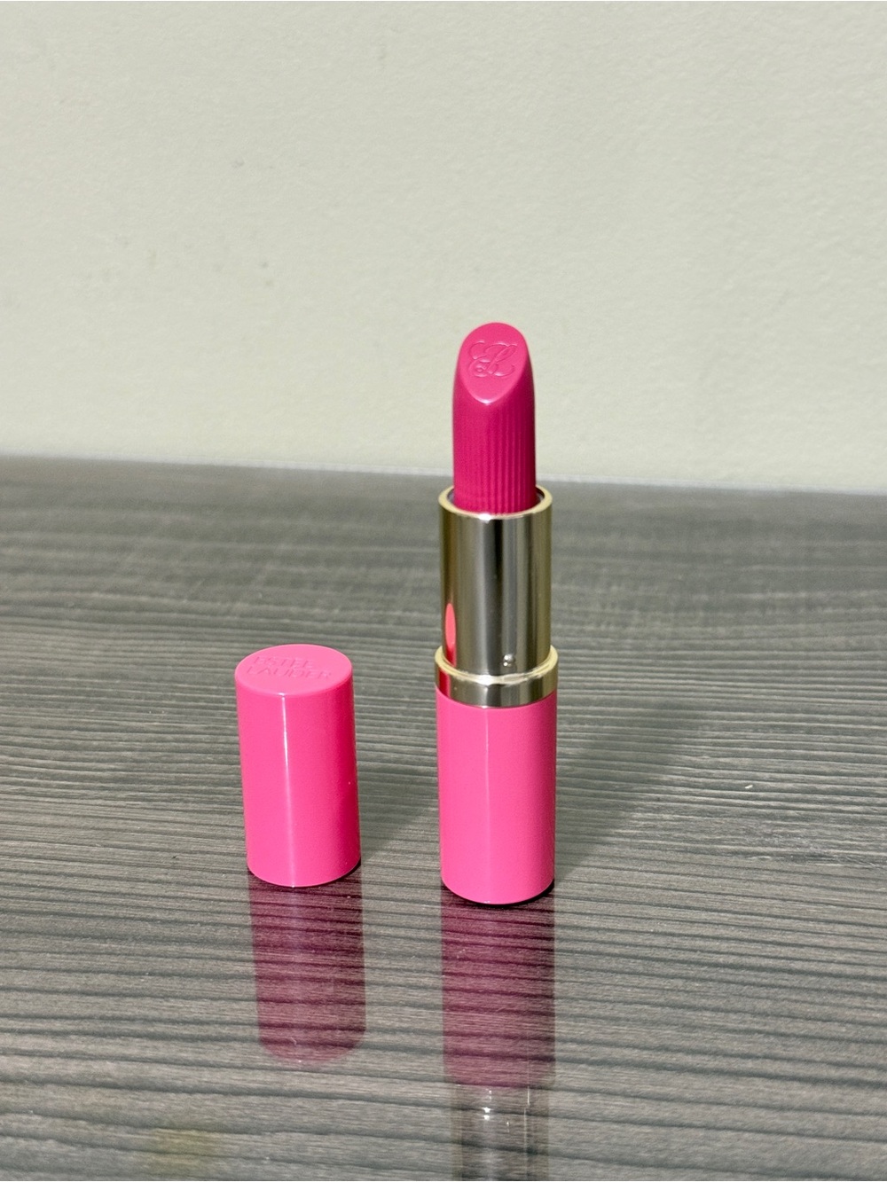 Estee Lauder pure color lipstick creme full size 3.5g
